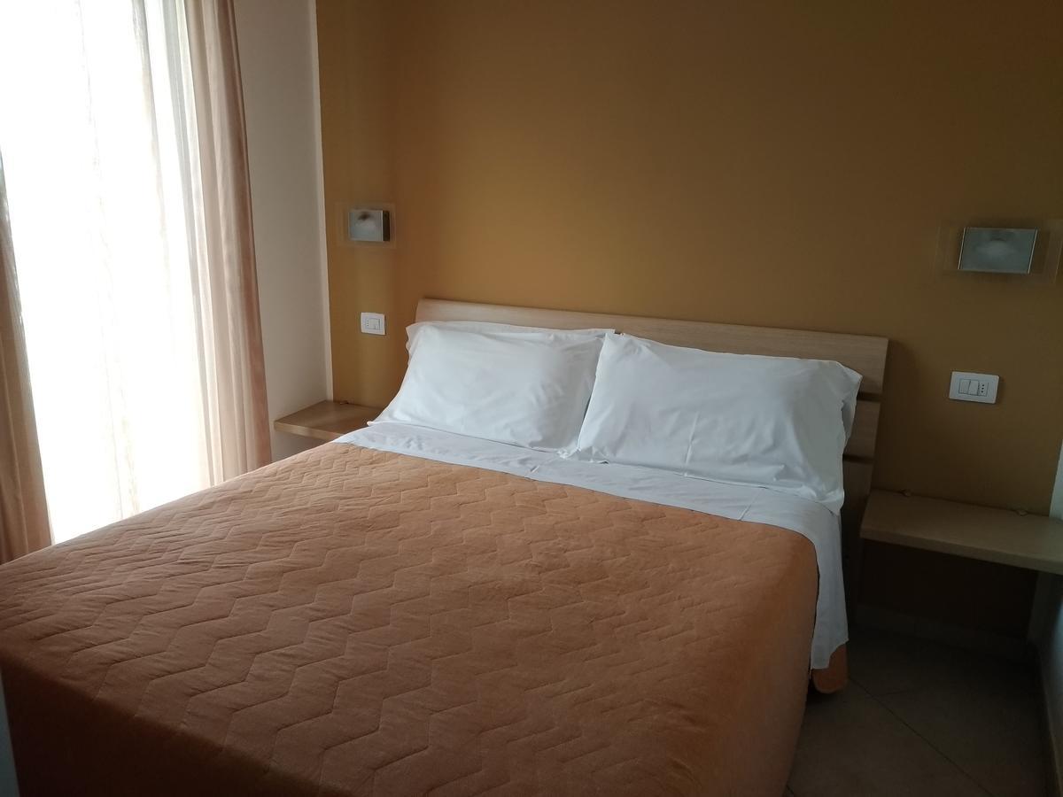Residence Ilario Suite Hotel Riccione Eksteriør bilde