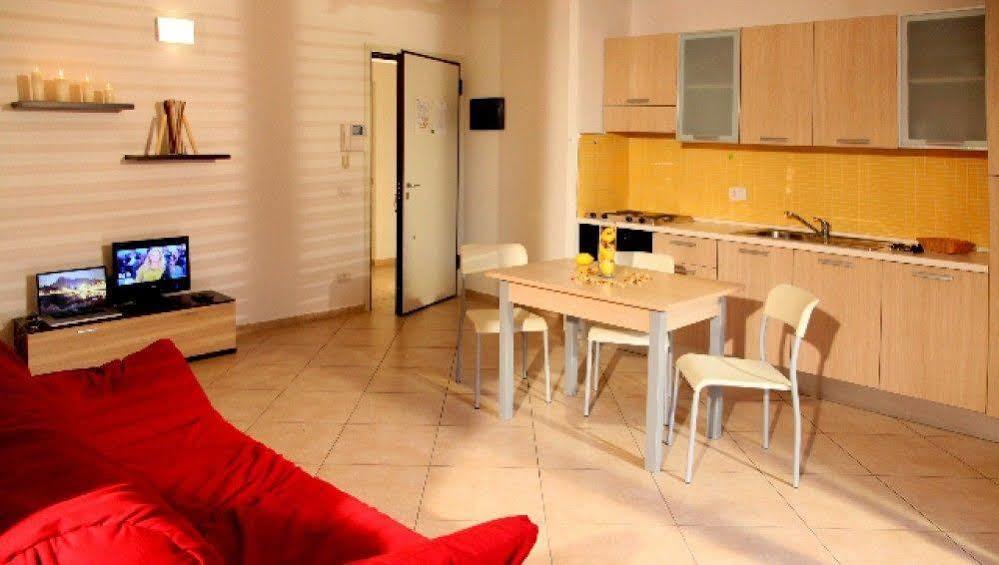 Residence Ilario Suite Hotel Riccione Eksteriør bilde